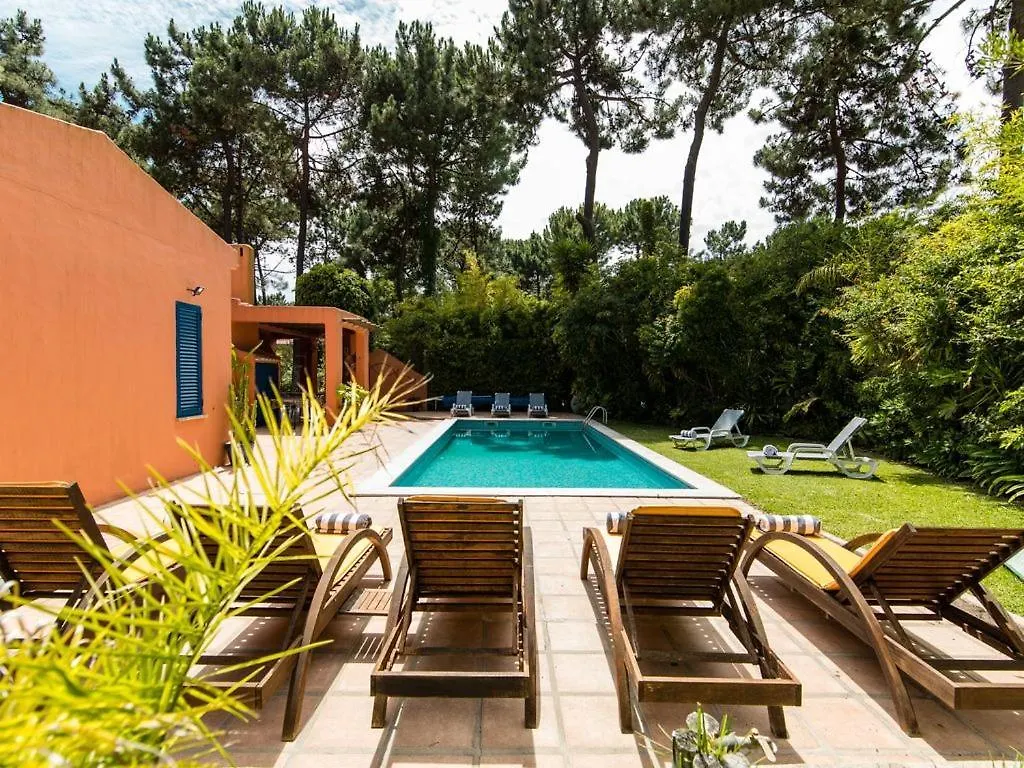 Villa Lotus Verde - Spacious 6 Bedroom Villa In Aroeira - Pool Table And Private Pool Lisbon 0*,