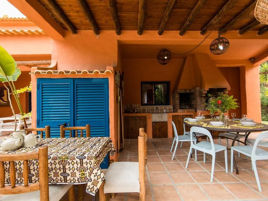 Villa Lotus Verde - Spacious 6 Bedroom Villa In Aroeira - Pool Table And Private Pool Lisbon