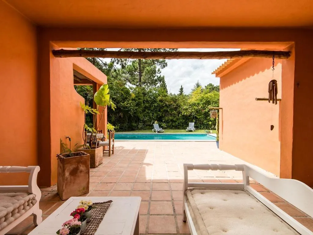 Villa Lotus Verde - Spacious 6 Bedroom Villa In Aroeira - Pool Table And Private Pool Lisbon