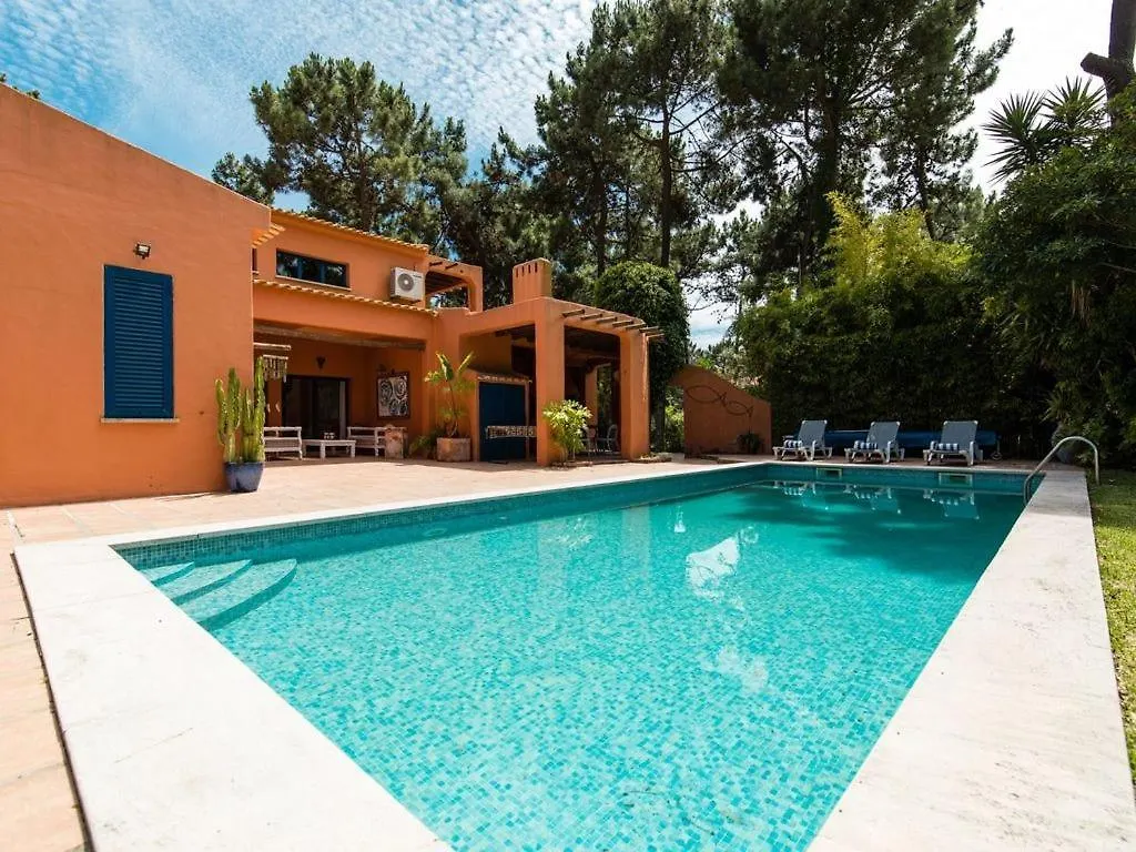 Villa Lotus Verde - Spacious 6 Bedroom Villa In Aroeira - Pool Table And Private Pool contacts