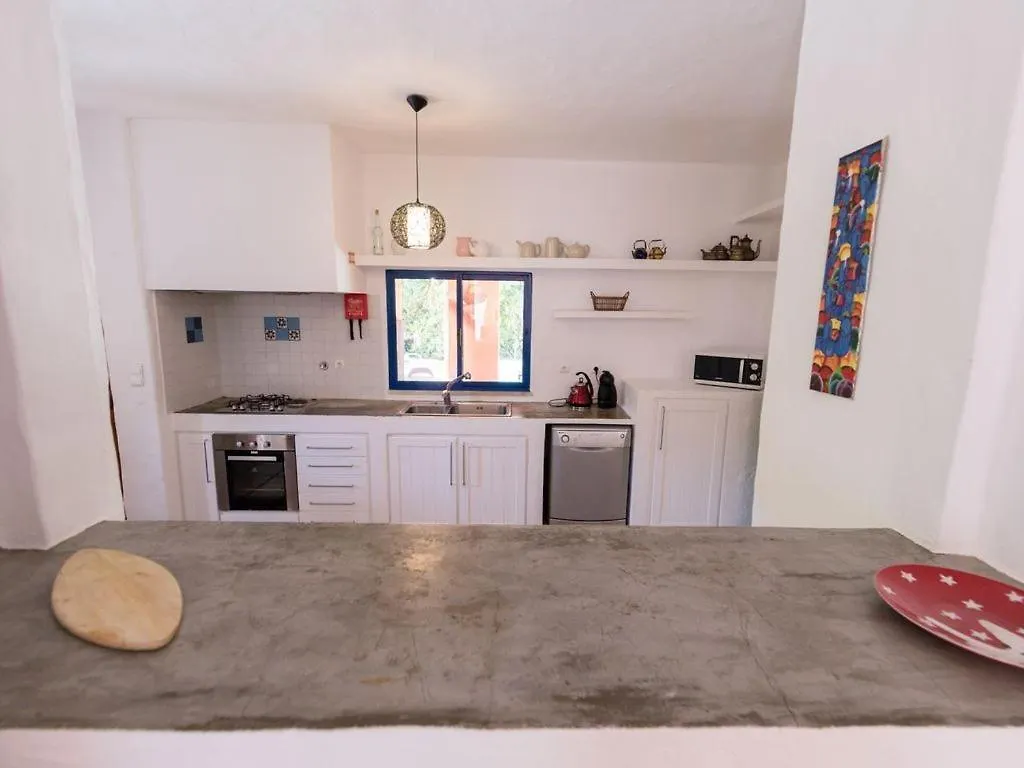 Villa Lotus Verde - Spacious 6 Bedroom Villa In Aroeira - Pool Table And Private Pool Lisbon